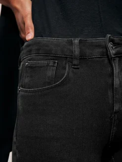 - Skinny jeans met 360° stretch*Next Discount