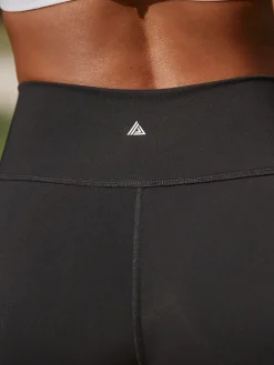 Zwart - Sports Dry Tech buikcorrigerende shorts*Next Online