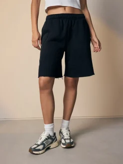 Zwart - Supersoft Peached Essentials Mid Length Jersey Jort Shorts*Next Hot