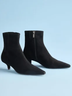 - Tabitha Simmons x Underset Heel Ankle Boots*Next Hot
