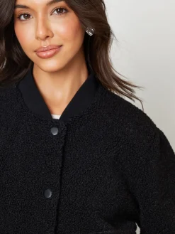 - - Borg bomberjack*Threadbare