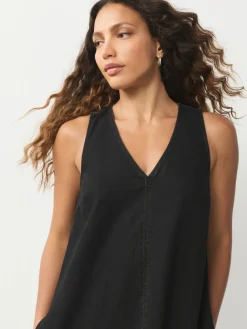 - V-Neck Sleeveless Maxi Dress*Next Hot