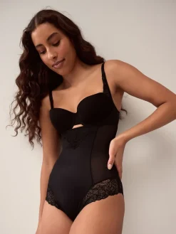 - Wear Your Own Bra - Vormgevende body met sterke buikcorrectie*Next Hot