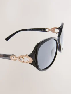 - Wrap Around Sunglasses*Next Best