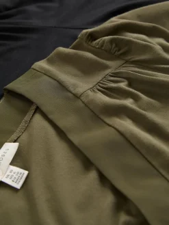 - V-Neck Chiffon Mix Jersey Tops 2 Pack*Love & Roses Hot