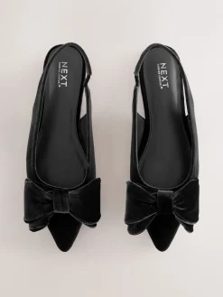 - Forever Comfort® ballerina's met strik, spitse neus en hielbandje*Next Hot