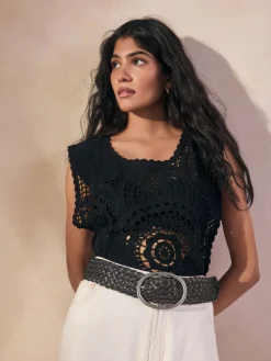 - Brede leren riem*Next Sale