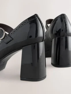 - Forever Comfort® Brogue Mary Jane Platform Blokhakken met Plateauzool*Next Clearance