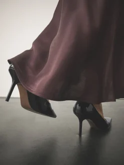 - Forever Comfort® Point Toe Court Heels*Next Online