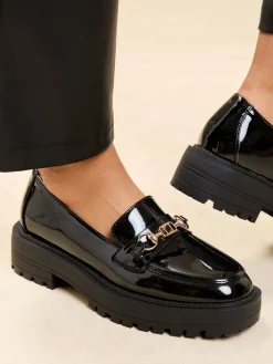 - Chunky Snaffle Trim Detail Faux Leather Instappers*Lipsy Outlet