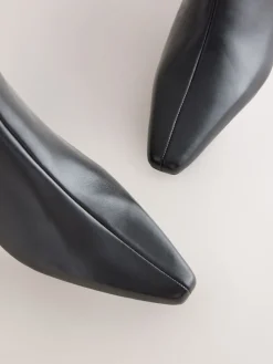 - Forever Comfort® enkellaarsjes met hak en spitse neus*Next Outlet