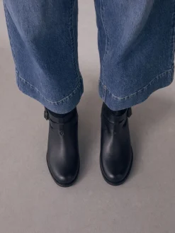 - Leren slobberenkellaarsjes*Next Discount