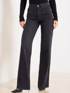 Zwart met slangenprint - - Jeans met een middelhoge taille en wijde pijpen*Lipsy