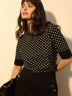 Zwart met stippen - Superzachte gebreide top met korte mouwen*Next Online