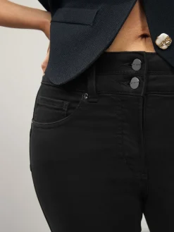 - Figuurvormende slim jeans*Next Best