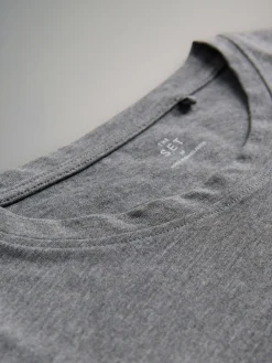 - 7 Pack Essential T-Shirts*The Set Outlet