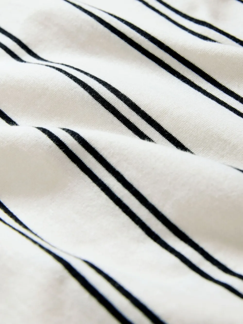 - - 3 T-shirtjurken met korte mouwen*The Set Hot