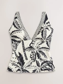 - Diepuitgesneden buikcorrigerende tankinitop*Next Clearance