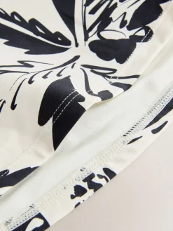 - Diepuitgesneden buikcorrigerende tankinitop*Next Clearance