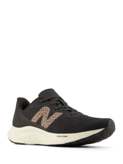 - Fresh Foam Arishi V4 sneakers voor dames*New Balance Sale