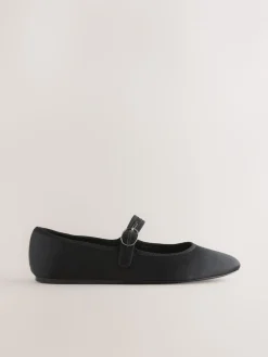 - Forever Comfort Round Toe Buckle Detail Mary Jane Shoes*Next Hot