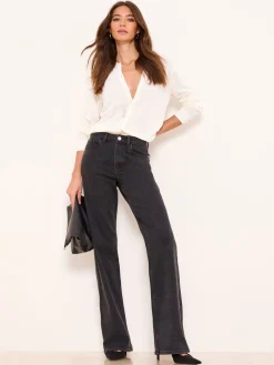 - Wide Leg Jeans*Lipsy