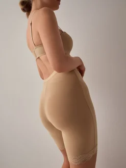 - Verpakking van 2 shorts tegen schuren*Next