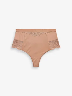 - 2 Strings met licht buikcorrigerende hoge taille*Next Sale