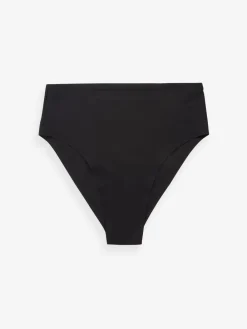 - Geen zichtbare onderbroeklijn comfortabele slips verpakking van 3*Next New