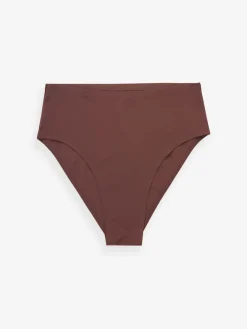 - Geen zichtbare onderbroeklijn comfortabele slips verpakking van 3*Next New