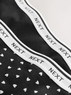 - 2 menstruatieslips voor hevige bloeding*Next