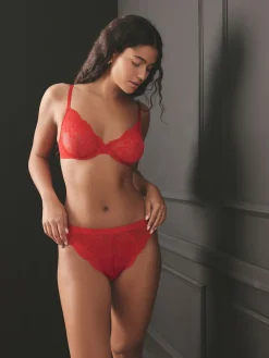 - 3 Kanten slips*Next