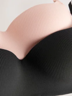 - Verpakking van 2 lichte ultiem comfort beha's zonder beugel*Next