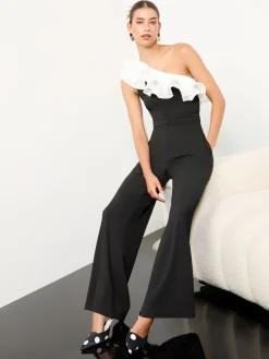 Zwart/wit - jumpsuit met ruches en een blote schouder*Lipsy Hot