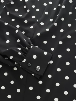 - Blouse met V-hals en lange mouwen*Next Sale