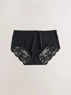 - 3 Niet-aftekenende slips met kanten achterkant*Next Clearance