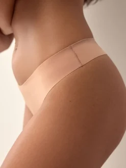 - Geen zichtbare onderbroeklijn comfortabele slips verpakking van 3*Next Discount